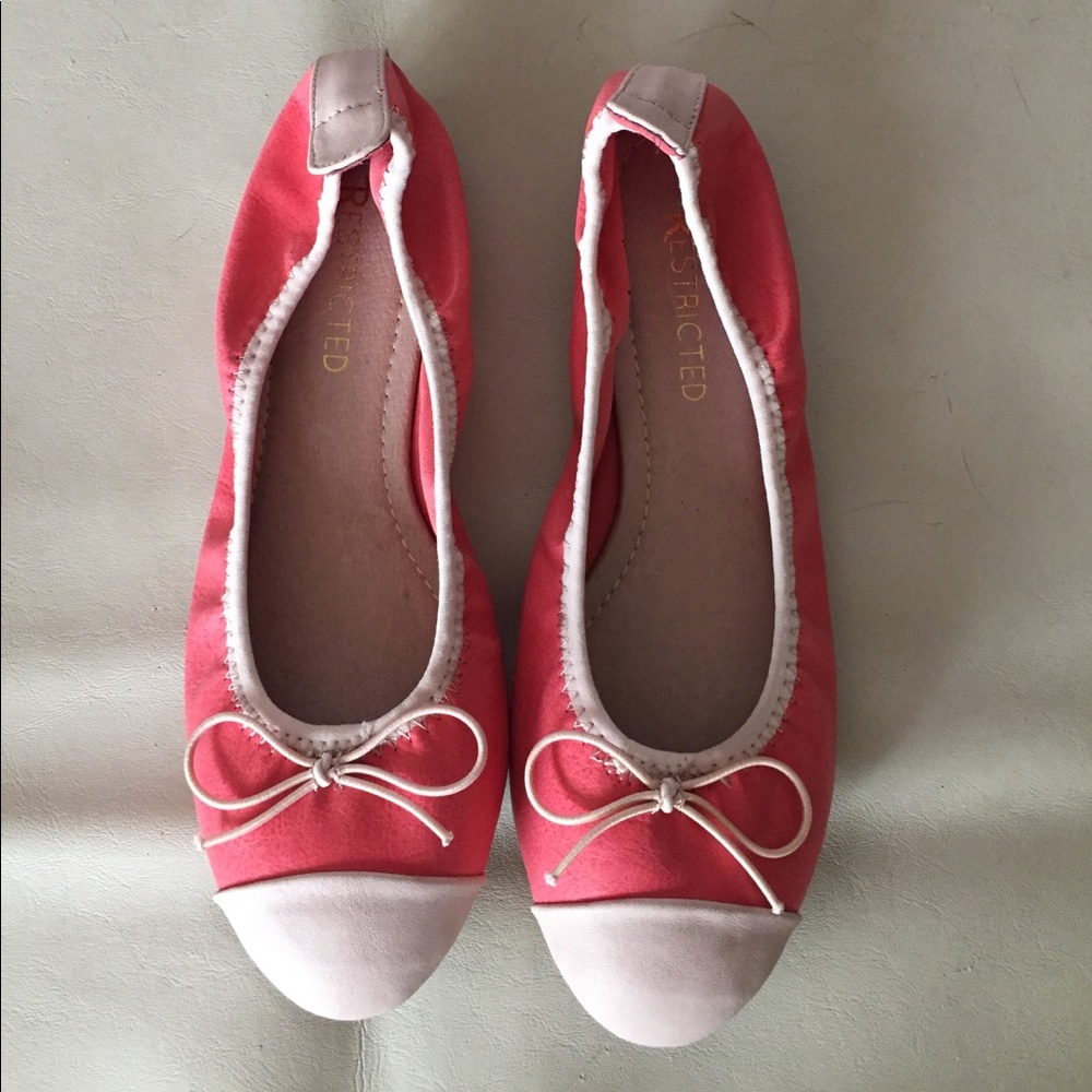 Restricted Ballet flat shoes
